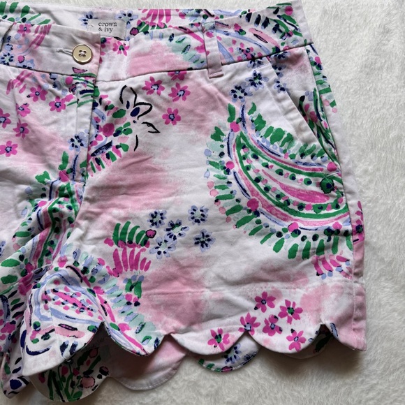 Crown and Ivy Floral Shorts - Shelby - Size 4 - Picture 6 of 12